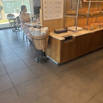 Paris Baguette - Bakeries Near Me - Queens, New York Paris Baguette - Bakeries Near Me - Queens, New York