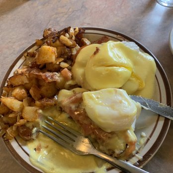 Olympos Diner - Eggs Blackstone - Diners Near Me - Meriden, Connecticut