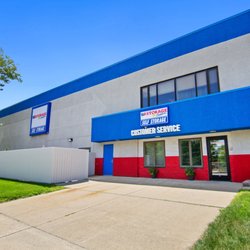 US Storage Centers - exterior