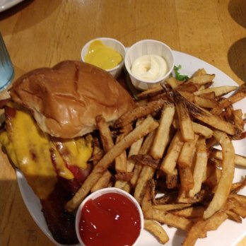 Blue Star Brewing - Bacon cheeseburger - Venues & Event Spaces Near Me - San Antonio, Texas Blue Star Brewing - Bacon cheeseburger - Venues & Event Spaces Near Me - San Antonio, Texas