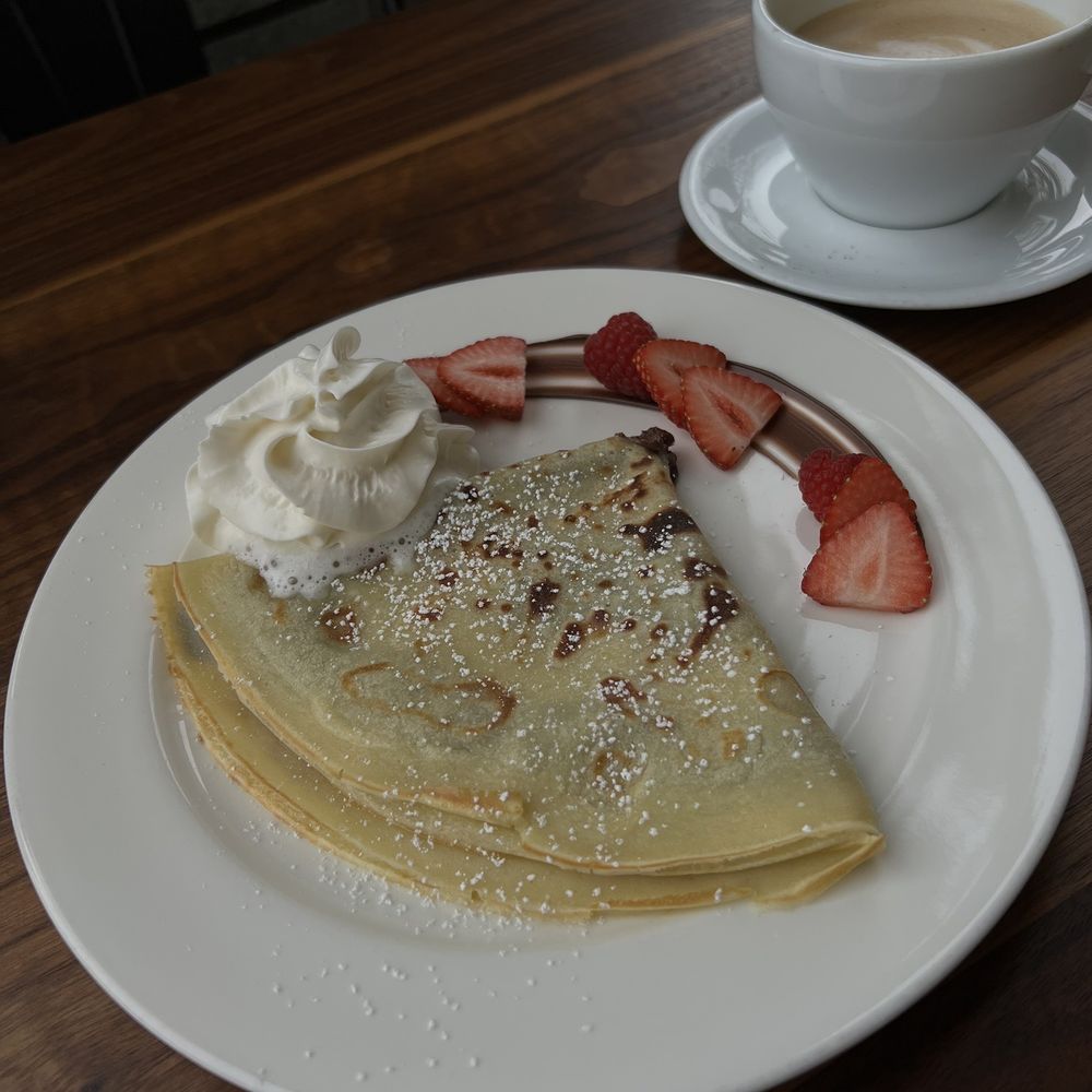 Le Coffee Shop - Crêpe with Nutella & Berries yummy - Breakfast & Brunch Near Me - Temecula, California Le Coffee Shop - Crêpe with Nutella & Berries yummy - Breakfast & Brunch Near Me - Temecula, California