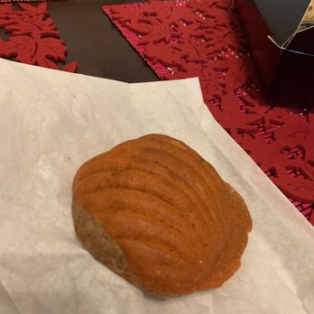 Mariachi Bakery - pumpkin concha - Bakeries Near Me - Downey, California