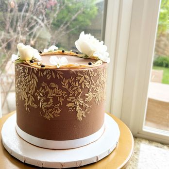 Artsy Bakes by Mana - Custom Cakes Near Me Artsy Bakes by Mana - Custom Cakes Near Me