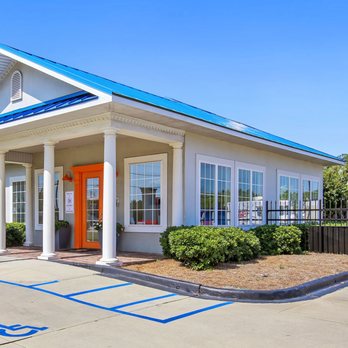 Morningstar Storage - Morningstar Storage of Columbia, SC on HardScrabble Rd - Self Storage Near Me - Columbia, South Carolina Morningstar Storage - Morningstar Storage of Columbia, SC on HardScrabble Rd - Self Storage Near Me - Columbia, South Carolina