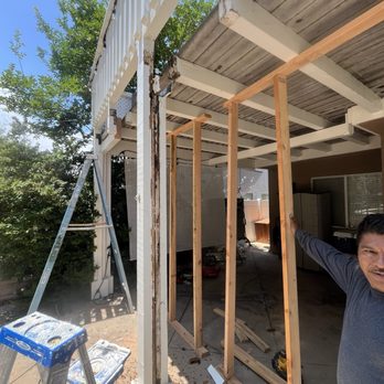 Mr Gomez Construction Inc - Fidel at work - General Contractors Near Me