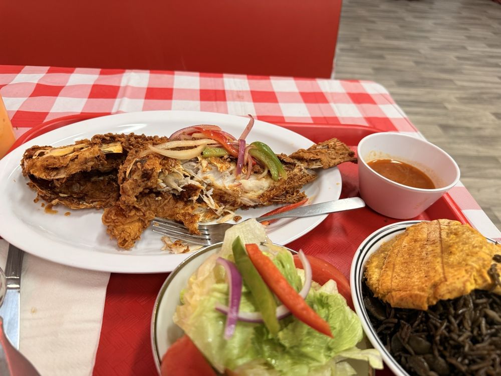 Goute Créole Caribbean Restaurant Logo