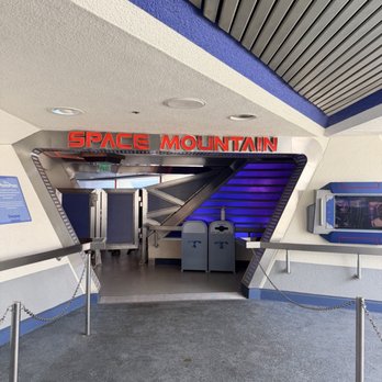 Space Mountain - Amusement Parks Near Me - Anaheim, California Space Mountain - Amusement Parks Near Me - Anaheim, California