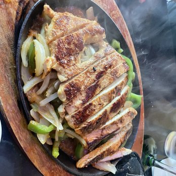 Los Agaves - Chicken fajita - Mexican Near Me - Chelsea, Massachusetts Los Agaves - Chicken fajita - Mexican Near Me - Chelsea, Massachusetts
