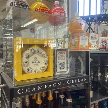 Universal Liquor - Gift options - Beer, Wine & Spirits Near Me - Studio City, California