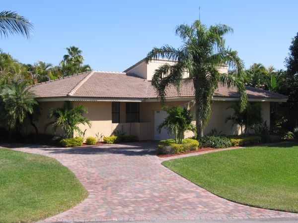 Slide of Suntek Roofing