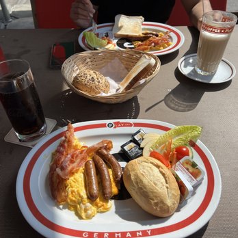 Play Off - Diners Near Me - Berlin, BE Play Off - Diners Near Me - Berlin, BE
