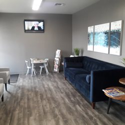 Edward T Graham, DDS - Entry/Waiting room