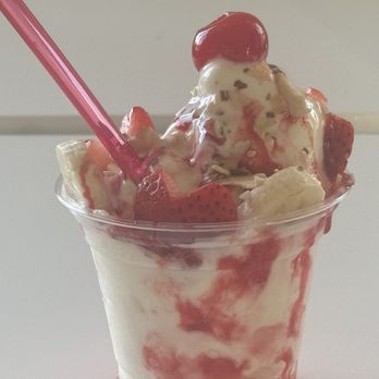 Delight Ice Cream & Drinks - Ice Cream Sunday - Ice Cream & Frozen Yogurt Near Me - Murrieta, California