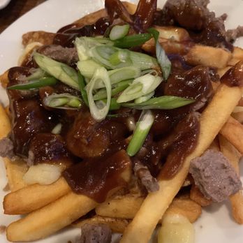 CONRAD'S Restaurant & Alehouse - Poutine - Chicken Wings Near Me - Liberty, Missouri