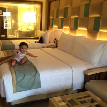 Henann Beach Resort - Nice and cozy beds - Resorts Near Me - Panglao Island, BOH