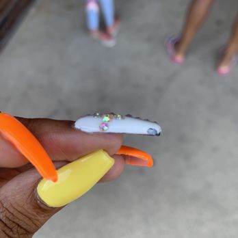 Hollywood Nails - Chopped piece on my LEFT hand now. (Different nail) - Nail Salons Near Me - Pennsauken, New Jersey Hollywood Nails - Chopped piece on my LEFT hand now. (Different nail) - Nail Salons Near Me - Pennsauken, New Jersey