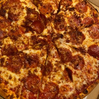 LW Pizza - Pepperoni and bacon - Pizza Near Me - Long Beach, California LW Pizza - Pepperoni and bacon - Pizza Near Me - Long Beach, California