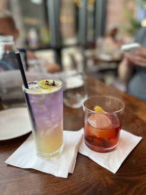 Wolfgang Puck Bar & Grill by null