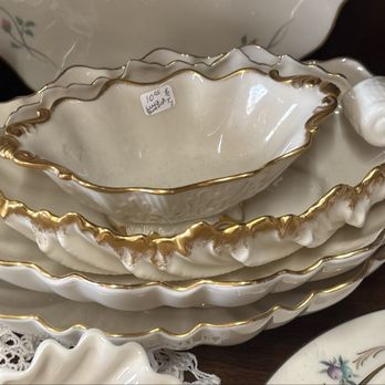 Wright's Barn - Lennox - Flea Markets Near Me - Torrington, Connecticut