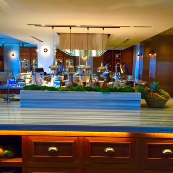 Ka'ana Kitchen - Asian Fusion Near Me - Wailea, Hawaii