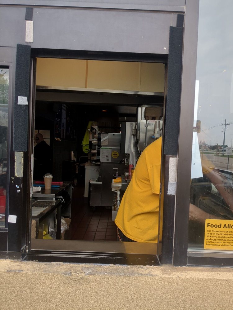 MCDONALD’S Updated August 2024 18 Reviews 2325 Enterprise Rd