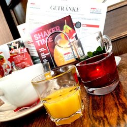 Café Extrablatt - Frühstück