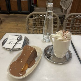 Viyana Kahvesi - Cafes Near Me - Istanbul, 34 Viyana Kahvesi - Cafes Near Me - Istanbul, 34