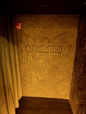 Clandestino - Cocktail Social Club by null