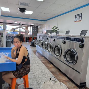 Laundry Plus - Laundromat Near Me - North Las Vegas, Nevada Laundry Plus - Laundromat Near Me - North Las Vegas, Nevada