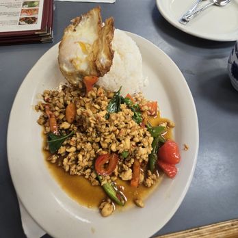 Bangkok Thai Deli - Pad krapow chicken - Delis Near Me - Saint Paul, Minnesota