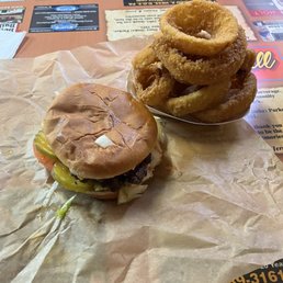 Cheeseburger and onion rings Cheeseburger and onion rings