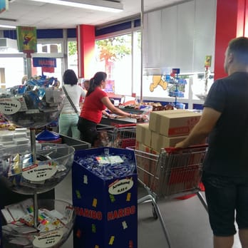 Haribo - People come here to fill up their carts!! - Candy Stores Near Me - Bonn, NW