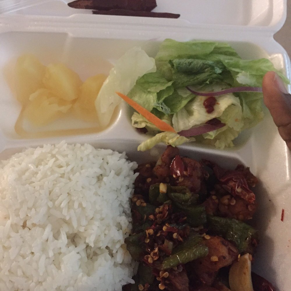 Super Wok - Tri Pepper Chicken lunch. Smallest portion I've ever gotten - Szechuan Near Me - Cary, North Carolina Super Wok - Tri Pepper Chicken lunch. Smallest portion I've ever gotten - Szechuan Near Me - Cary, North Carolina
