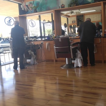 Shaw Butte Barber Shop - 1st chair ari 2nd chair Michael 3rd chair Roman 4th chair vee - Barbers Near Me - Phoenix, Arizona