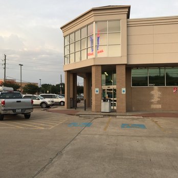 Walgreens - Entrance - Drugstores Near Me - Houston, Texas