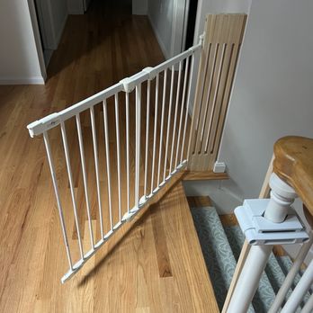 Safe Beginnings Childproofing - Gate - Childproofing Near Me - Wilmington, Massachusetts Safe Beginnings Childproofing - Gate - Childproofing Near Me - Wilmington, Massachusetts
