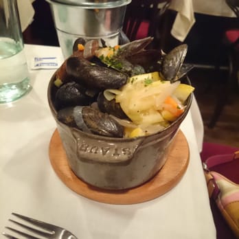 La Voile - Mussels - French Near Me - Boston, Massachusetts