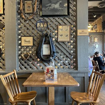 Cracker Barrel Old Country Store - Breakfast & Brunch Near Me - Hamilton Township, New Jersey