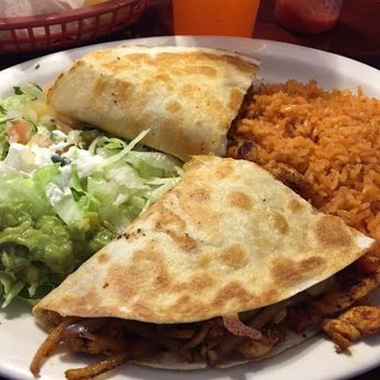 El Ranchito - Fajita chicken quesadillia. Tasted as great as it looked. - Mexican Near Me - Topeka, Kansas