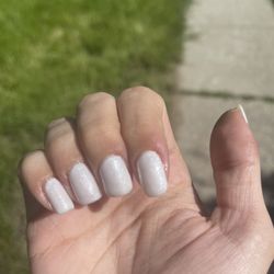 Aber Nail & Spa - clearly the square shape is a challenge.