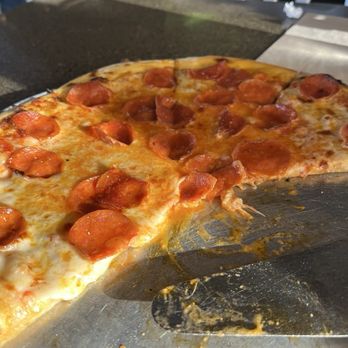 Pisa Lisa - Pepperoni pizza - Pizza Near Me - Sedona, Arizona
