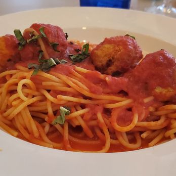 Simply Capri - Spaghetti and meatballs - Italian Near Me - Winter Garden, Florida