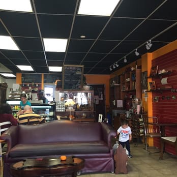 Zed's Cafe - Coffee & Tea Near Me - Silver Spring, Maryland