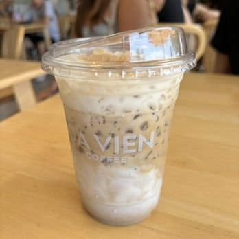 Da Vien Coffee - Marble Drip (Bac Xiu) Oatmilk - Desserts Near Me - Westminster, California
