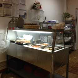 Red Ribbon Cake Shop and Catering - Hot food area