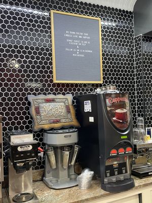 Moe's Doughs by null