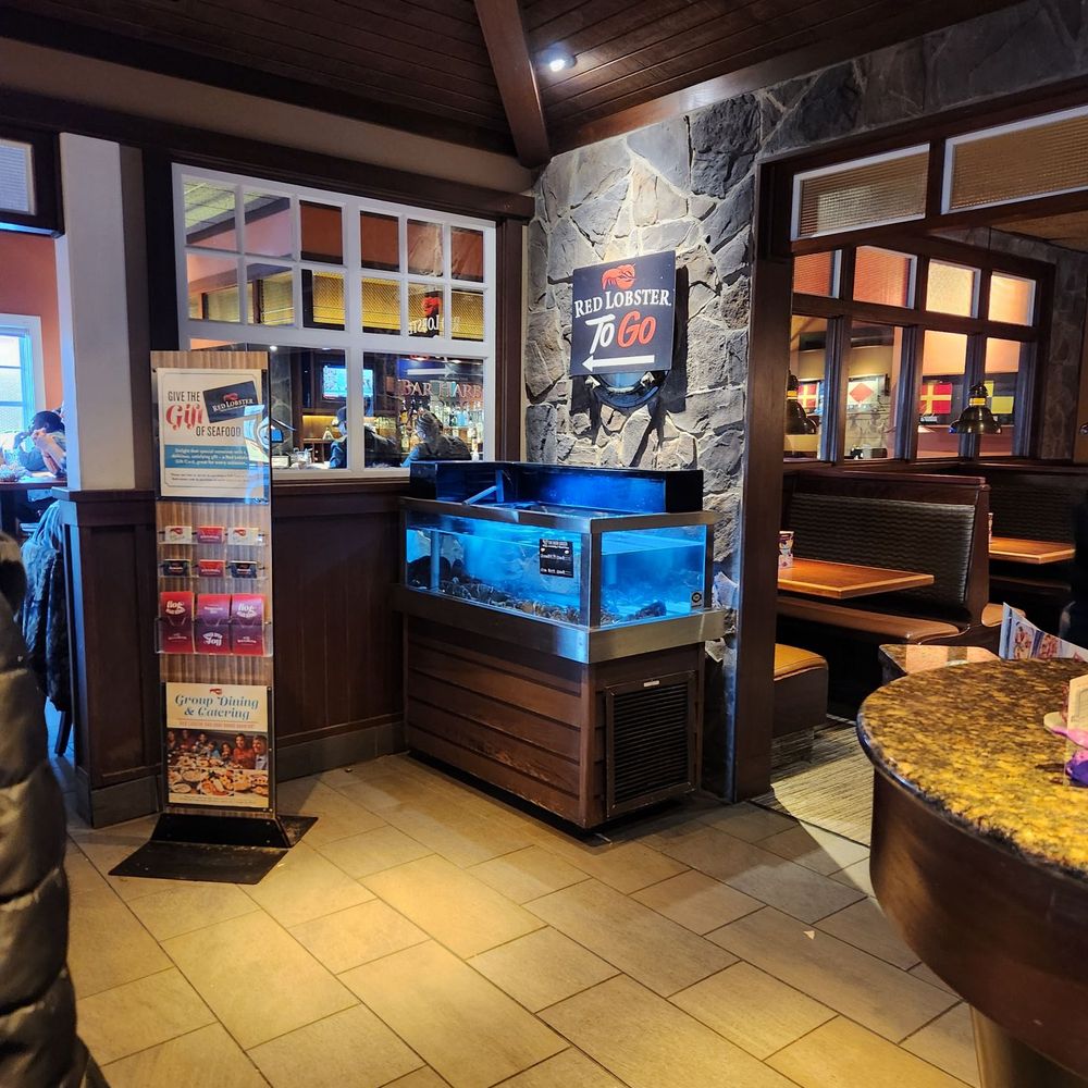 Red Lobster - Lobby - Seafood Near Me - Matthews, North Carolina Red Lobster - Lobby - Seafood Near Me - Matthews, North Carolina