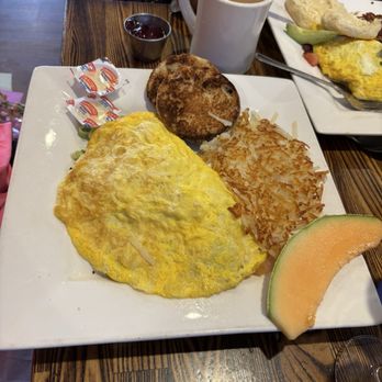Centifonti's Restaurant - Desserts Near Me - La Mesa, California