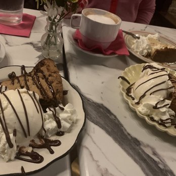 Lulu's Chocolate Bar - Big cookies and coconut key lime pie - Desserts Near Me - Savannah, Georgia Lulu's Chocolate Bar - Big cookies and coconut key lime pie - Desserts Near Me - Savannah, Georgia