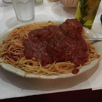 La Scarola - Spaghetti and meatballs - Italian Near Me - Chicago, Illinois La Scarola - Spaghetti and meatballs - Italian Near Me - Chicago, Illinois